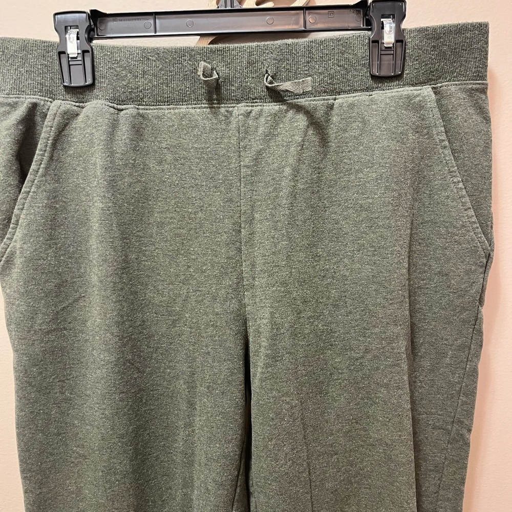 Land’s End Boy’s Army Green Joggers Size Large - Picture 2 of 8
